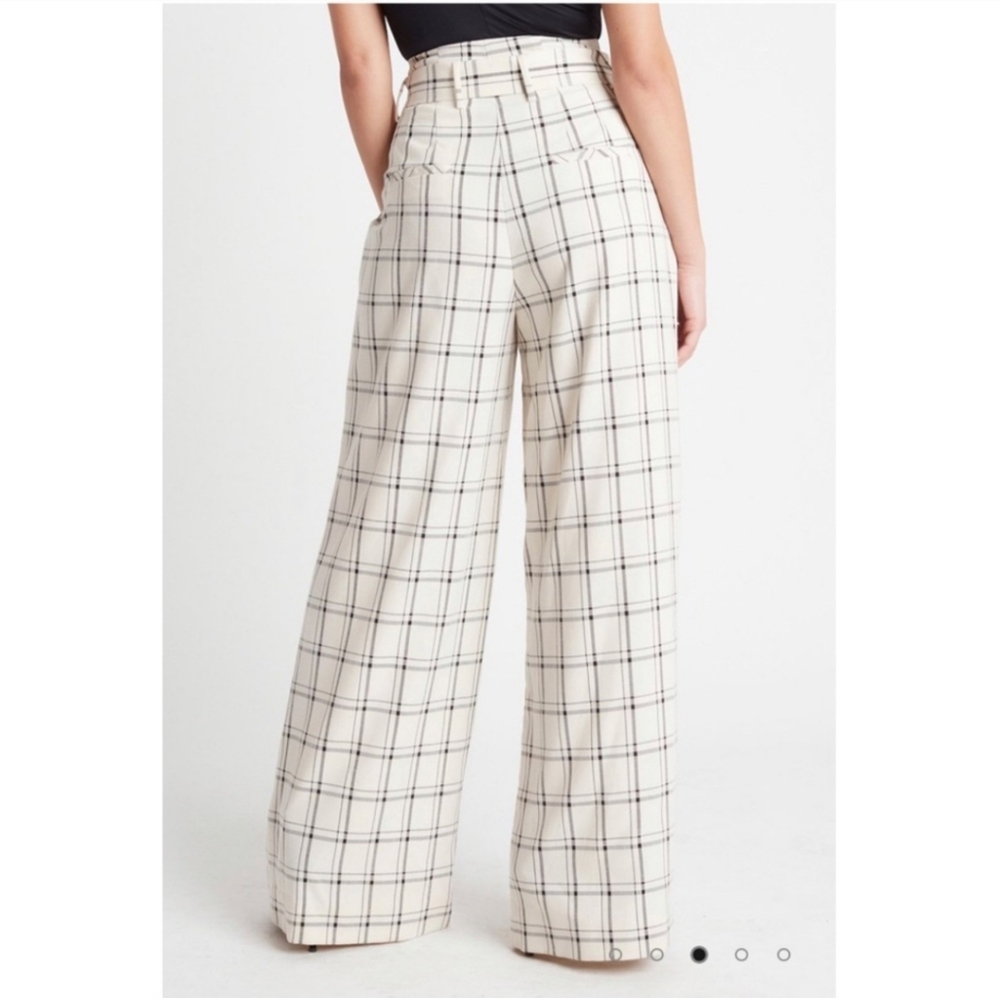 Elegant Checkered Wide-Leg Women's Pants